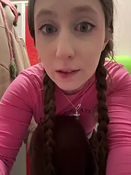 FroggyAnna live sex cam