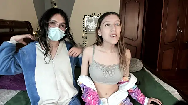 Briar_y_Blair live sex cam