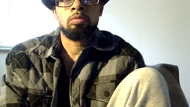 WhiskeyWood_DuhGOD's cam snapshot