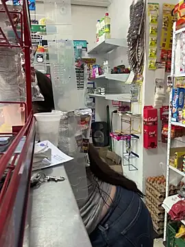 IAM_VALERI's cam snapshot