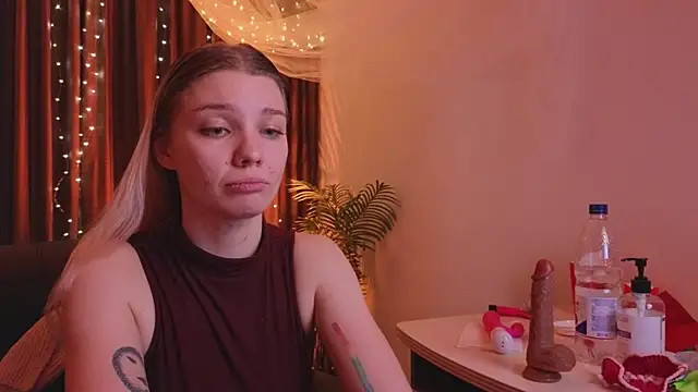 shark_attack52's cam snapshot