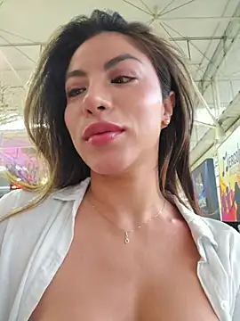 Karen_San_Miguel's cam snapshot