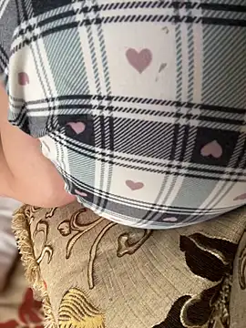 Cloew_Marz's cam snapshot