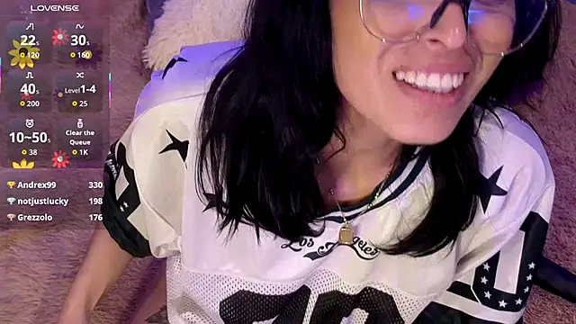 AlessiaVal_'s cam snapshot