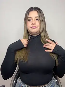 SaraBraun_'s cam snapshot