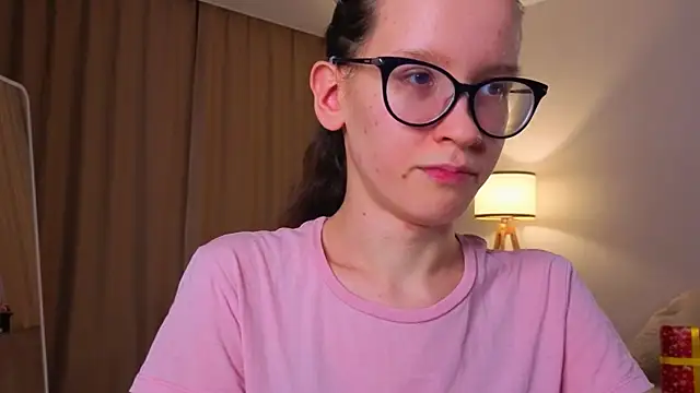 BettyBrowni live sex cam