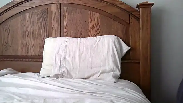 Troyt87 live sex cam