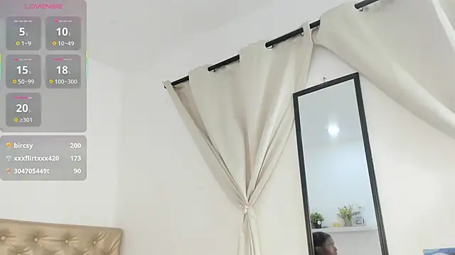 Alessiiaa_'s cam snapshot