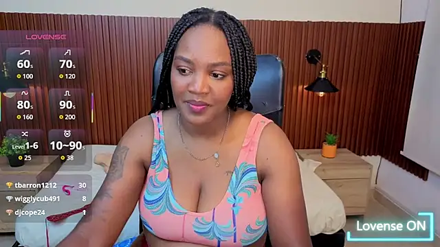 chanel_brunette live sex cam