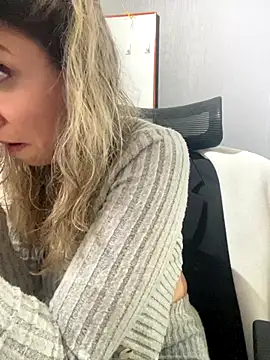 Isabella_Varella live sex cam