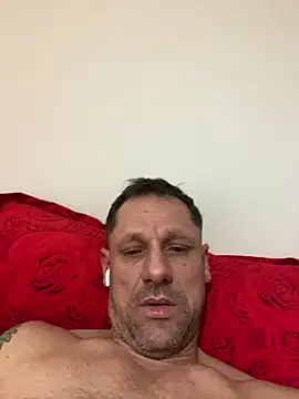 Yourhotboy_42 live sex cam