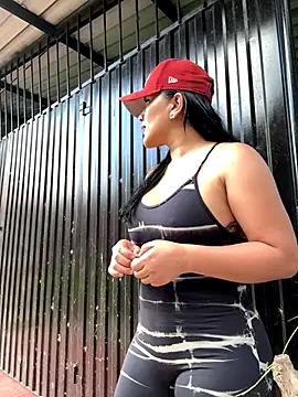 laure_torres's cam snapshot