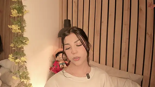 sofiesoft live sex cam