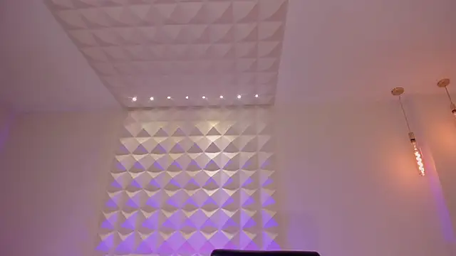 TinyAddams's cam snapshot