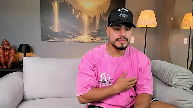 ApoloMakris live sex cam