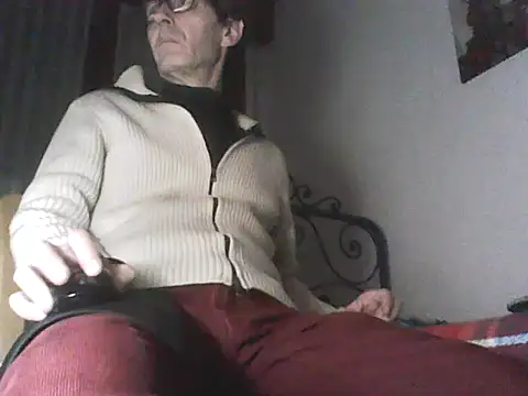 Moro_ra live sex cam