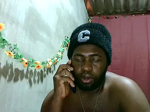 2ocmaxi live sex cam