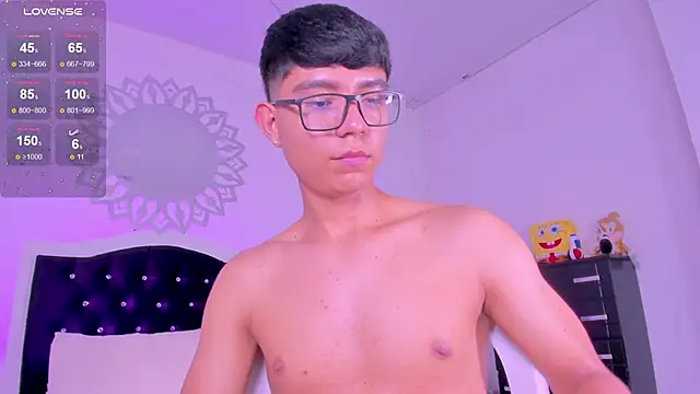 CodyTwink live sex cam