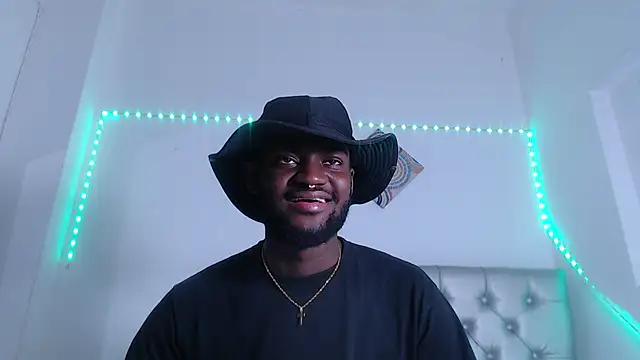 eebony_stallion live sex cam