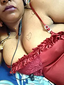 bakyasree143's cam snapshot