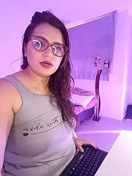 Vesper_Vixen's cam snapshot