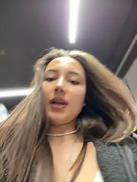 ICrazyOneIRL live sex cam