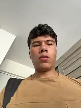 Logan_smith1 live sex cam