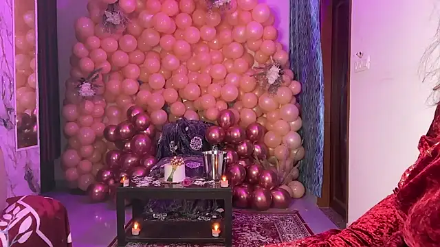 Royal_girl_1 live sex cam