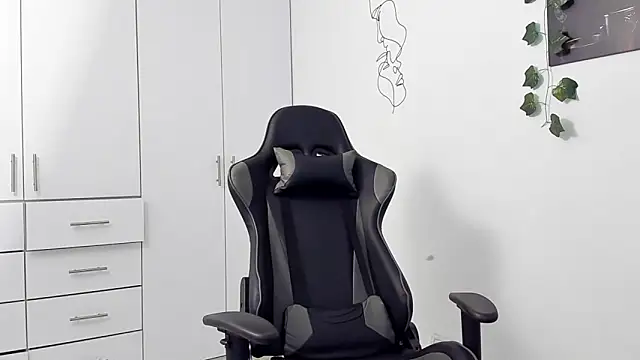 Bray_Kevin live sex cam