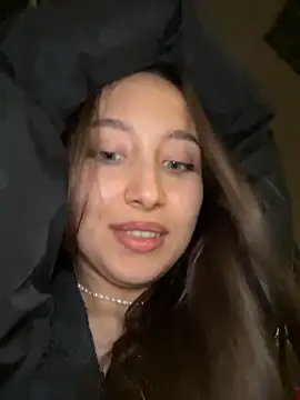 ICrazyOneIRL live sex cam