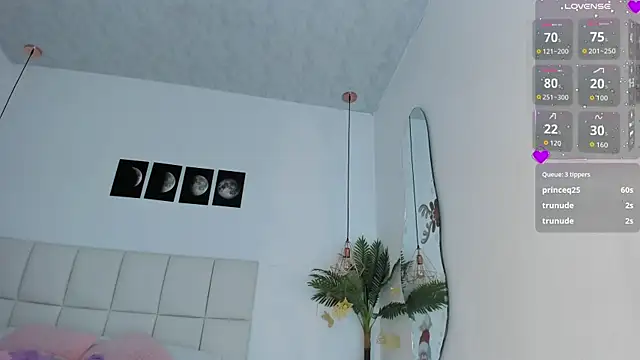 Brittany_cute18 live sex cam