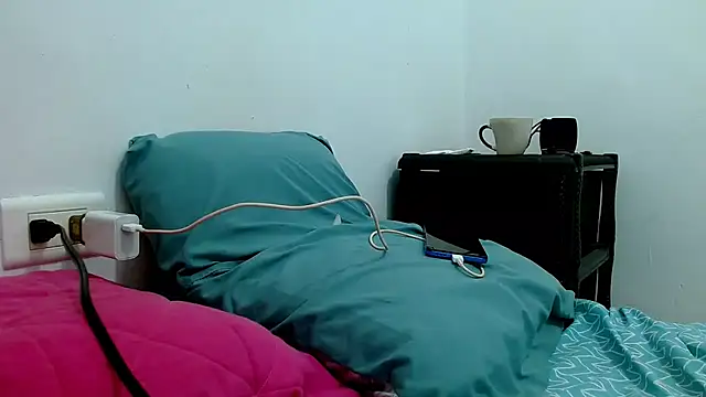 tomboyblue live sex cam