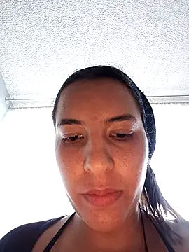 Bonny_Klote live sex cam