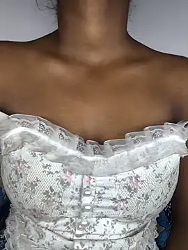 Sweety676's cam snapshot