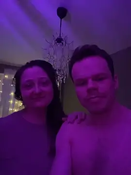 Maksiii-all live sex cam