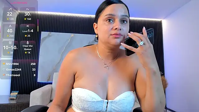 Megancoxx live sex cam