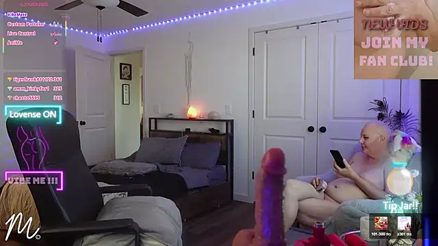 Mona_The_MILF live sex cam