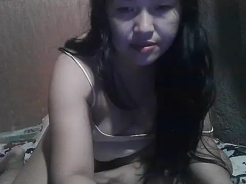 yummy_jyra02167 live sex cam