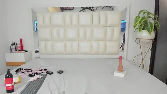 Alhana_pulido live sex cam