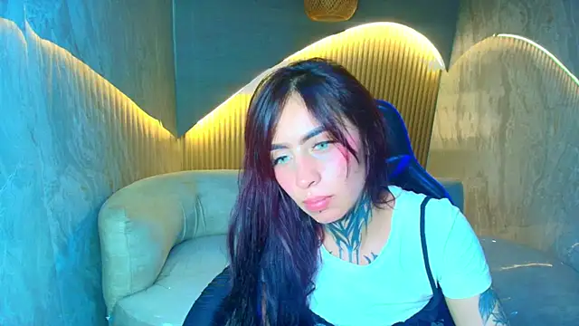 roux_r live sex cam