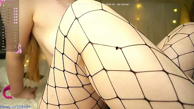 GlitterZOE live sex cam