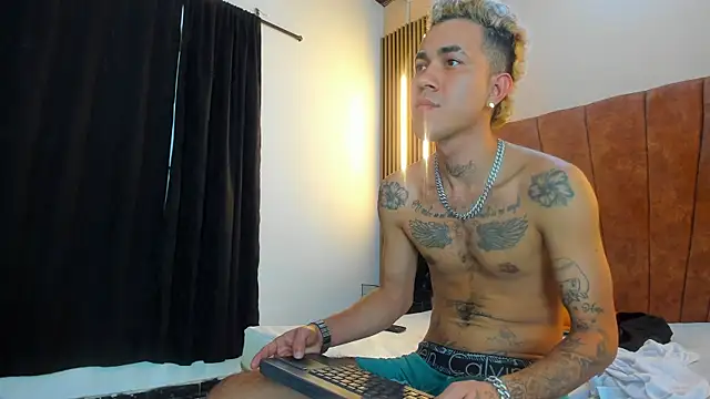 AYALA_TATTOO live sex cam