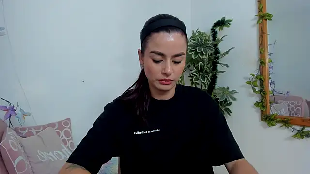 valerieMattson live sex cam