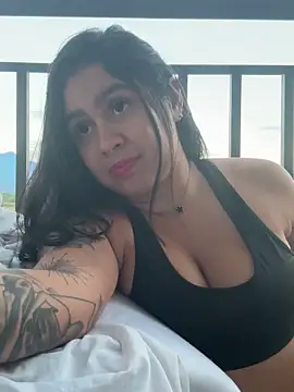 Pretty_Isadora live sex cam