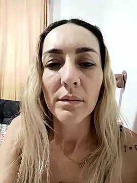 Monita_Med's cam snapshot