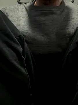 Bumbastic6Pack's cam snapshot