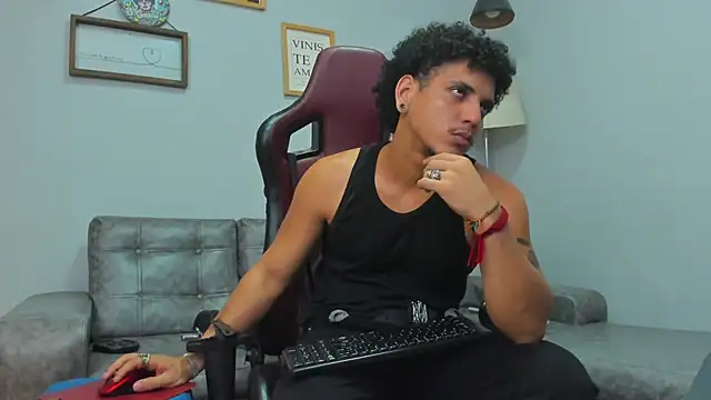 Xfire_boy69's cam snapshot