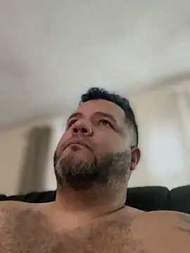 HotDominicanCum's cam snapshot