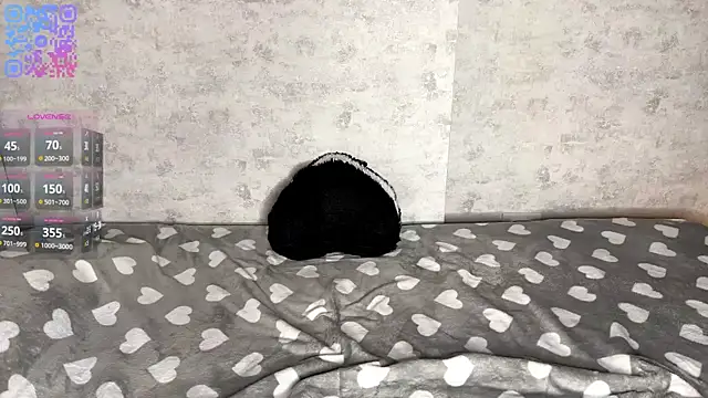 FakeLamb live sex cam