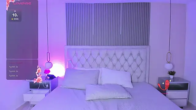 Chloe_dolls18's cam snapshot